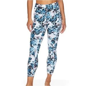 GAIAM OM Floral Active Crop Legging - size Small